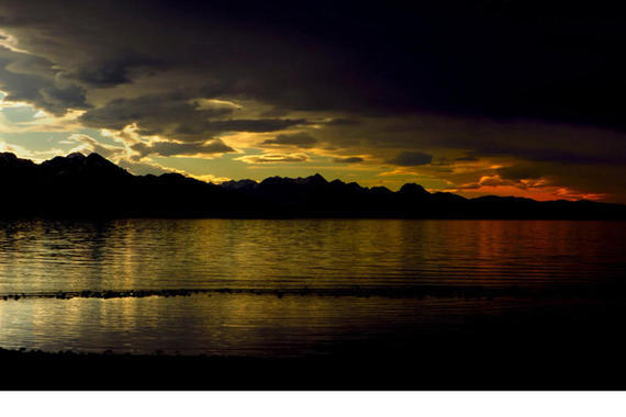 Sonnenuntergang am östlichen Chiemseeufer   Foto: Michael Manitz
